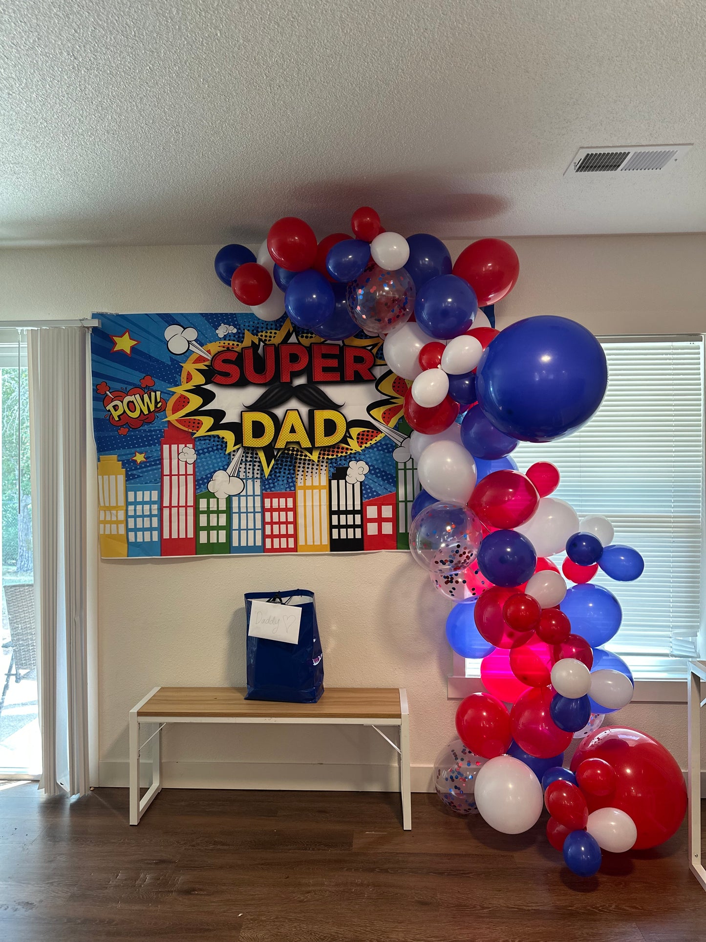 CUSTOM BALLON ARCH DECOR