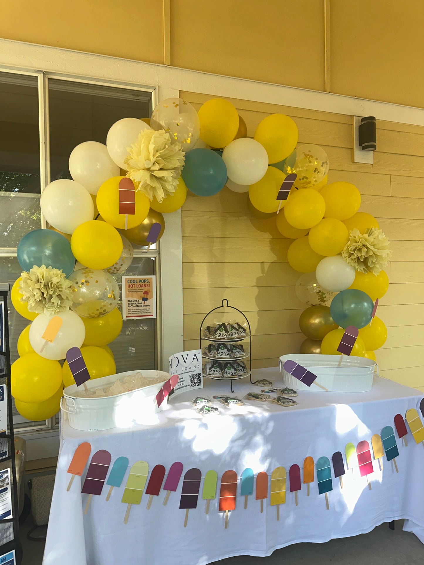 CUSTOM BALLON ARCH DECOR