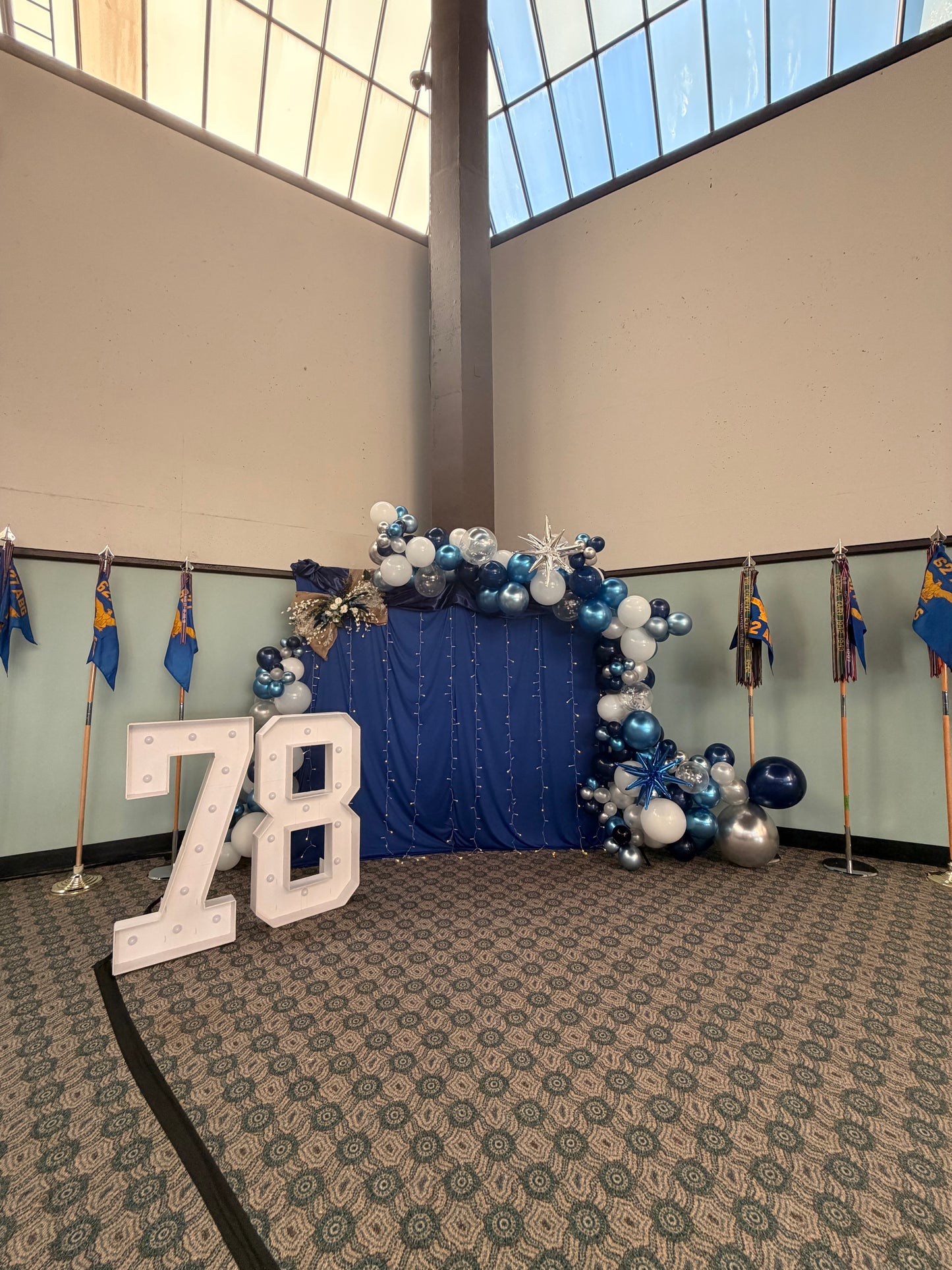 CUSTOM BALLON ARCH DECOR